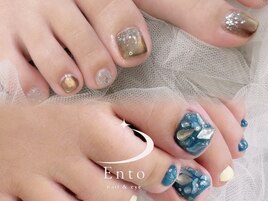 艶りな足元♪フットネイル