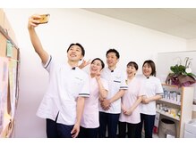 あした葉 カイロプラクティック/サロンスタッフでパシャリ♪