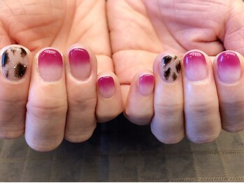 プラハネイル(+HER 美甲)/アニマルネイル