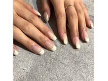 お呼ばれにもオススメ◎【王道フレンチネイル】