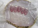 ちぐはぐネイル　いちごネイル
