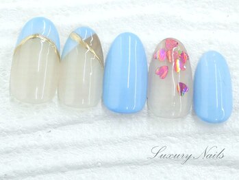 ラグジュアリーネイルズ オオミヤ(Luxury Nails Omiya)/ガーリー*ハートネイル