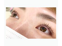 ロコラッシュ 新宿東口店/まつげパーマ/パリジェンヌ