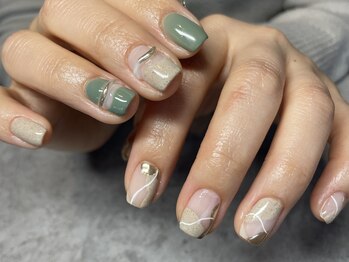ロナネイル(RONA NAILS)/