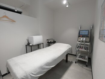 ボスブロウ 桑名駅前店(BOSS BROW)/【個室の施術室】　 #メンズ脱毛