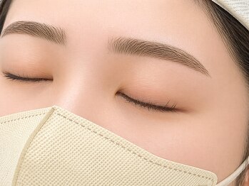 アイドット 北千住店(i.)の写真/＼口コミ投稿で【こめかみWAX】無料／自眉を活かすナチュラルデザインが人気【初回アイブロウWAX ￥4200】