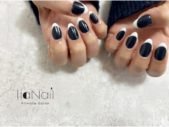 リアネイル(liaNail)/大人ネイビーフレンチネイル☆