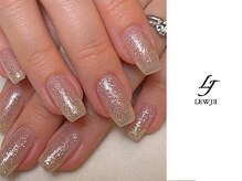 リュージェ(LEWJE)/フラッシュ　キラキラ　ちゅるん