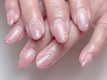 春にぴったり！　キラキラネイル