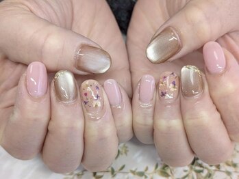 ミガクネイル(Migaku nail)/透明感マグネットネイル