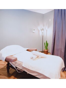 ソウイ フェイスアンドアイ 川崎(Sou-I face&eye)/エステ☆お部屋【川崎/川崎駅】