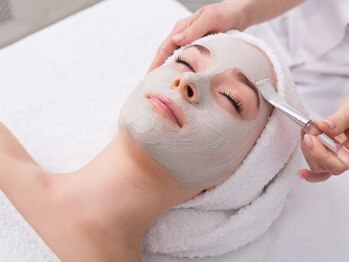 ブプラ 秋田東通店(BUPURA)の写真/年齢肌のサインに先手ケア◎シミしわ改善!エイジングケアはBUPURAにお任せください★