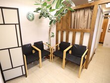 お待ちいただくスペースもご用意☆