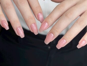 エクレ(ecle)の写真/オフィスネイルが大人気★流行りの《ちゅるんカラー》も多数ご用意♪透明感あふれる綺麗な指先に＊