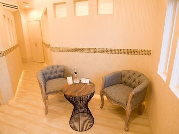 シェリール(Cherir)/サロン内観