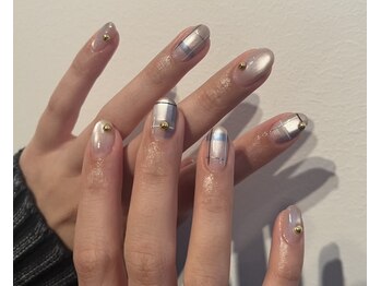 スエン(Suen)/マグネットチェックネイル