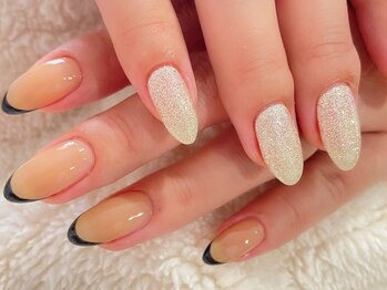 ワイドットムーン(Y.MOON)/ネイルデザイン