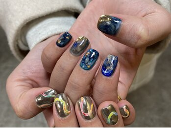 カーティシーネイルズ(curtisii NAILS)/アシンメトリー