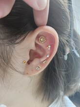 ファミリータイズカンパニーガデス(Family Ties Co. Goddess)/耳ツボジュエリー