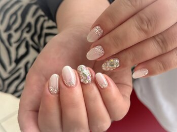 ディンプル(DIMPLE)/ストーン埋め込み