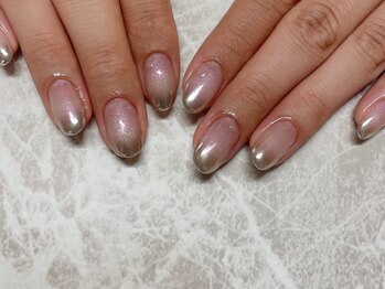 ビビ(VIVI)/ミラーネイル