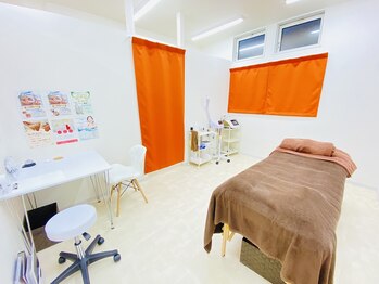 ブプラ 西尾店(BUPURA)/店内【 施術ルーム1 】