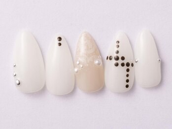 ジェミーネイル エビス(Jemiy nail ebisu)/韓国個性派スタッズ8610yen