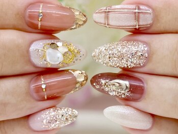 ネイルサロン ドゥ(Nail Salon Doux)の写真/心斎橋/四ツ橋駅 徒歩3分☆初回も2回目以降もハンド・フットどちらもワンカラーオフ込み¥3900~!