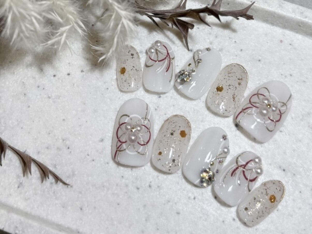 2025年-2026年冬トレンド】オーダーチップのネイルデザイン集｜人気順