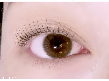 アイラッシュリゾートメリア(eyelash resort Melia)の写真/【浦安駅5分】大人女性に似合う上品な目元へ。目元悩みに応える、豊富なロッドで叶える自然な仕上がり。