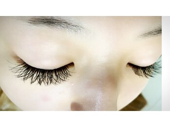 サロン ド パティポー(Salon de Patypo)/目尻長めタレ目風