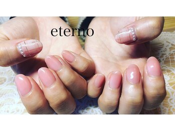 エテル(eterno)/チェック柄ネイル