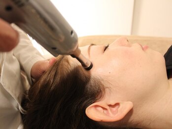 快癒舎/カイロ専門家考案の本格小顔矯正