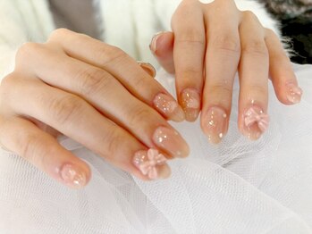 リベレ 心斎橋店(LIBELLE)の写真/イエベ・ブルべ別サンプルから選択♪短い爪でも可愛い,個性が光るデザインをご提案!爪を伸ばせない方にも◎