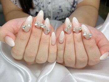 ハミ 新大久保(H'ami)/ホワイトグラデーション