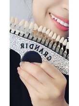 グランディール(Grandir)/セルフwhitening 