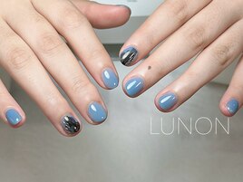 シンプルニュアンスネイル
