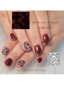 はあとねいる 八戸日計店/秋っぽボルドー×ヒョウ柄ネイル