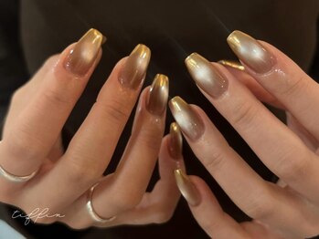 ネイルサロン ティフィン(tiffin)の写真/《オフ&ケア込》派手なデザインができない方にピッタリ*シンプルでも様々なシーンで映える指先へ♪
