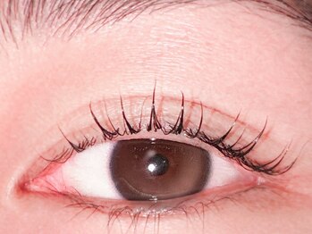 ムーンボウ(Moonbow)の写真/忙しい大人女性に◎ぱっちりeyeで朝のメイク時間も大幅短縮！【まつげパーマ/ラッシュリフト¥5900】