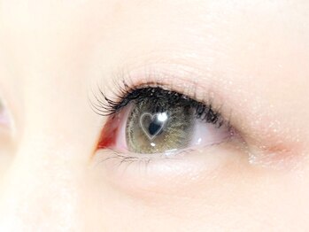 ラズル ダズル(RAZZLE DAZZLE)/Dカールでパッチリ×キュート