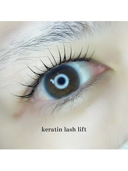 フォーヴリュンヌ(FOVLUNE)/ラッシュリフト