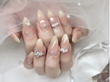 ヘレネ(Helene)/チークネイル♪