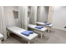 アイキュア鍼灸接骨院 田町駅前(iCure鍼灸接骨院)/店内