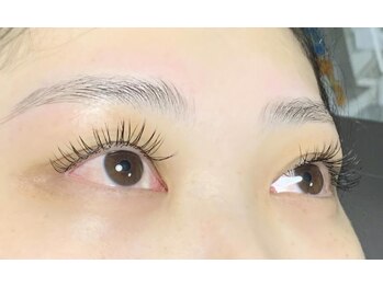アイラッシュサロンナチュレ(NATURE)/ハリウッドブロウ＋エクステ