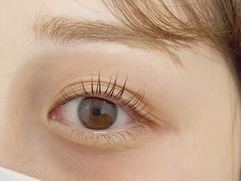 ロロ バイ フィアラ 京都駅前店(LOLO by Fiara)/パリジェンヌ