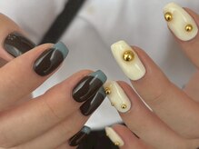 クルネ(QULNE)/バイカラーフレンチネイル