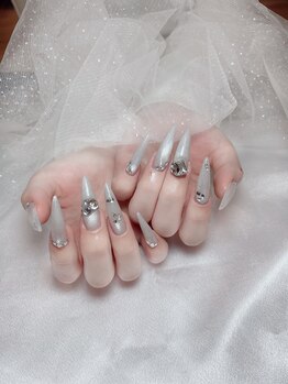 クイーンネイル(Queen Nail)/
