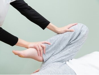 快癒舎/骨盤のゆがみ、腰痛でお悩みの方