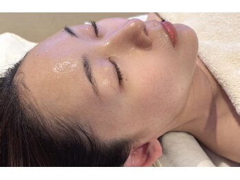 ルミナ ビューティーアンドリラックス(LUMINA Beauty&Relax)の写真/《効果を実感！肌革命！》今話題の"セルマン化粧品"正規取扱店！船橋で韓国肌管理ができる♪理想のツヤ肌へ
